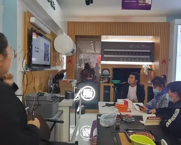 帥豐集成灶四月美食培訓(xùn)活動(dòng) 賦能終端銷(xiāo)售新動(dòng)能