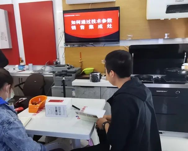 帥豐集成灶四月美食培訓(xùn)活動(dòng) 賦能終端銷(xiāo)售新動(dòng)能