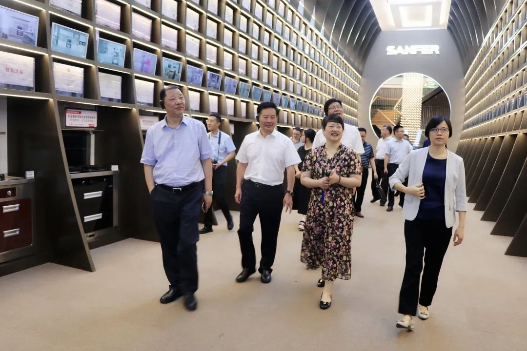 省政協(xié)領(lǐng)導(dǎo)蒞臨帥豐電器，高度肯定帥豐集成灶高質(zhì)量發(fā)展