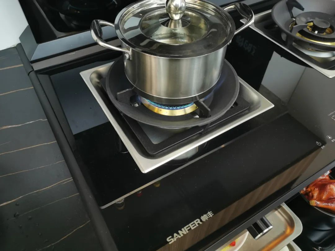 集成灶品牌帥豐讓你“懶”出高品質(zhì)廚房生活 集成灶品牌帥豐讓你“懶”出高品質(zhì)廚房生活