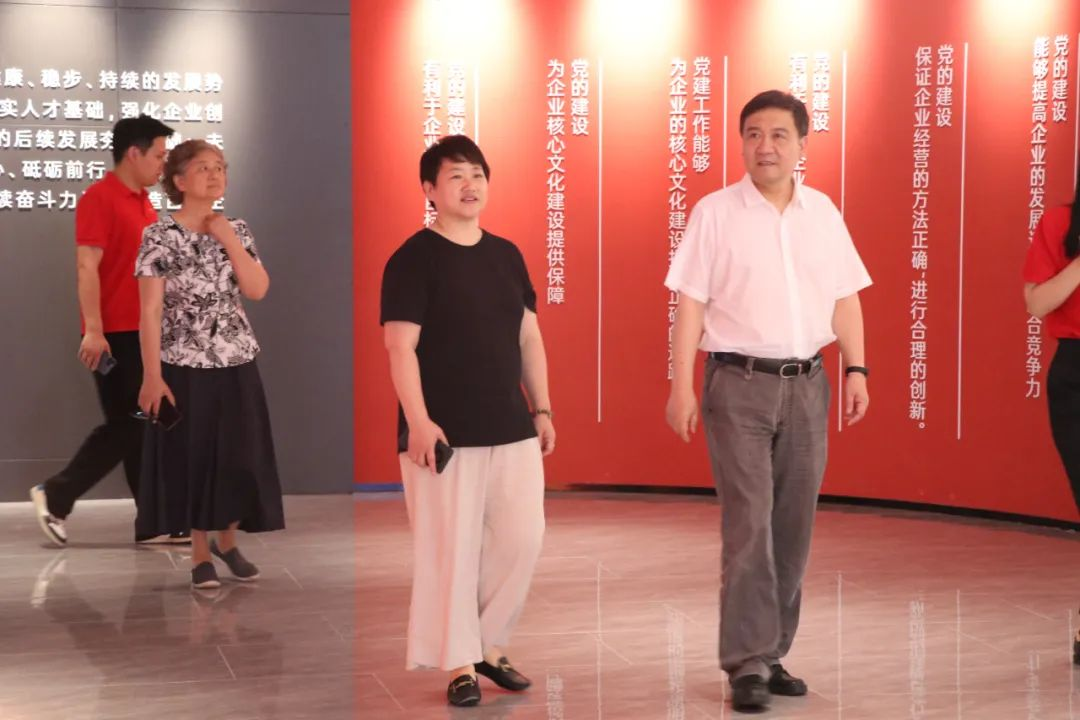 浙江省人大常委會(huì)黨組一行蒞臨集成灶品牌帥豐電器參觀調(diào)研！