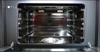 他的廚房選擇了帥豐集成灶，讓孩子體會(huì)到一位父親的濃濃愛(ài)意