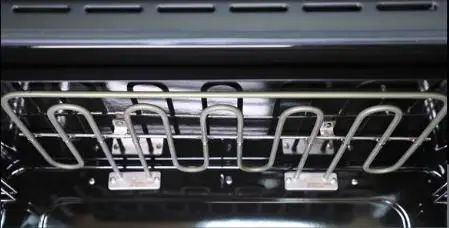 他的廚房選擇了帥豐集成灶，讓孩子體會(huì)到一位父親的濃濃愛(ài)意