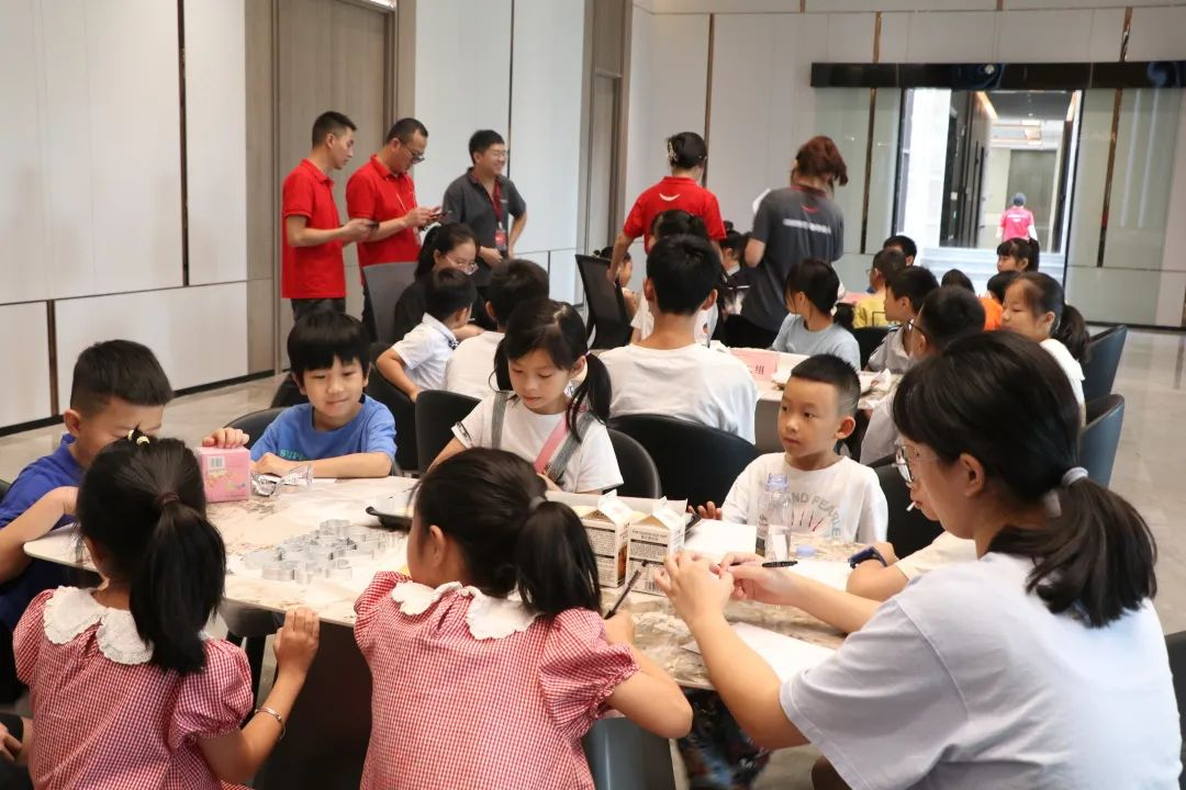 帥豐集成灶組織小美食家DIY趣游記活動，在勞動中尋找快樂