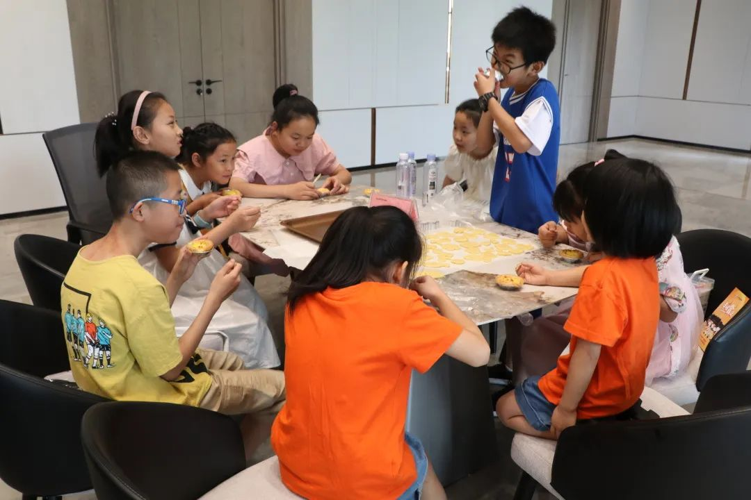 帥豐集成灶組織小美食家DIY趣游記活動，在勞動中尋找快樂