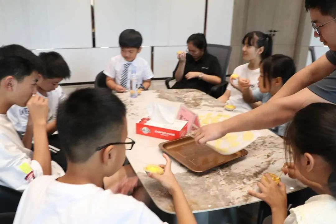 集成灶品牌帥豐電器助力小小美食家化身“廚師”大顯身手