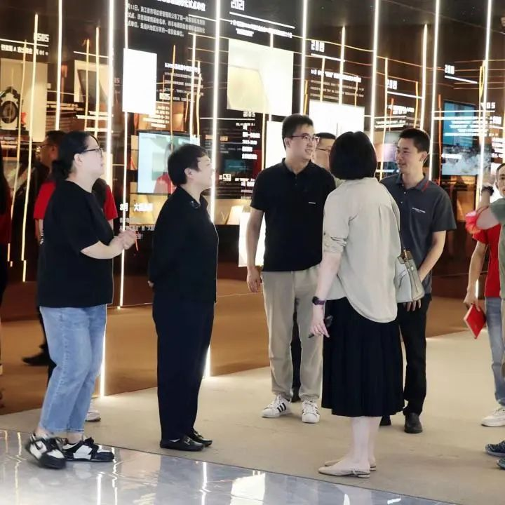 浙江省燃氣具協(xié)會秘書長一行到訪集成灶品牌帥豐電器參觀調(diào)研