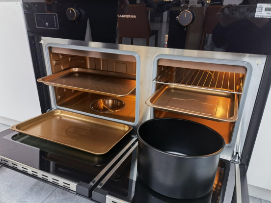 集成灶品牌哪個(gè)好？細(xì)數(shù)帥豐X1蒸烤同步集成灶3大亮點(diǎn)，做飯也能很簡單