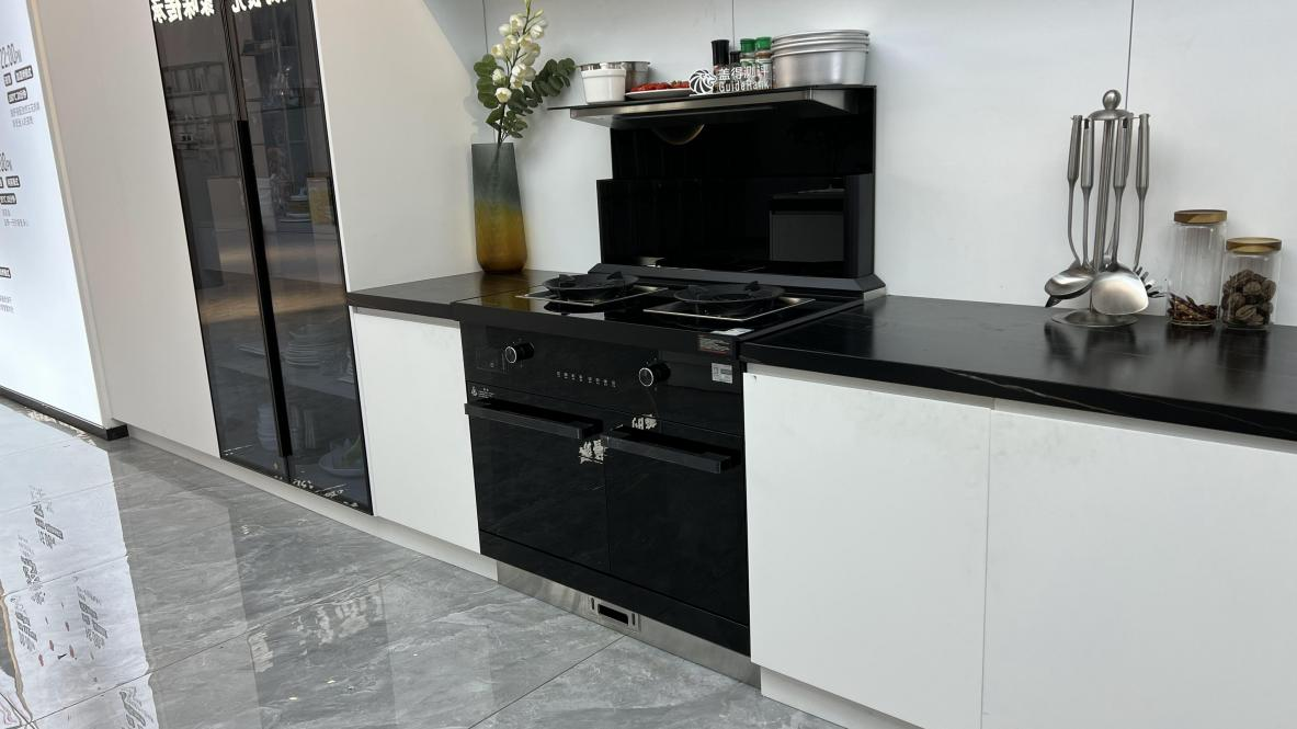 集成灶品牌哪個好？細數(shù)帥豐X1蒸烤同步集成灶3大亮點，做飯也能很簡單