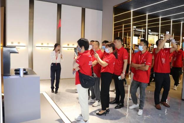 集成灶品牌帥豐電器“登頂計劃”加盟合作峰會圓滿成功！