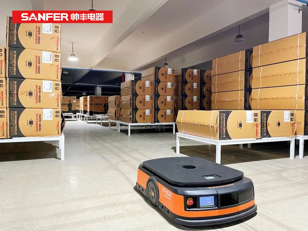 萬臺(tái)的倉儲(chǔ)空間來得及發(fā)貨嗎？別急！帥豐有AGV智能搬運(yùn)車