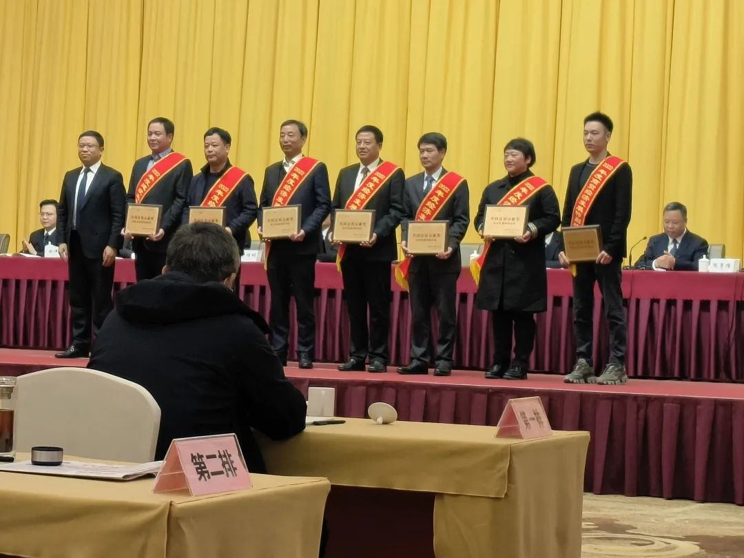 集成灶品牌帥豐董事長榮獲“2022年度經(jīng)濟(jì)發(fā)展特別功臣”獎