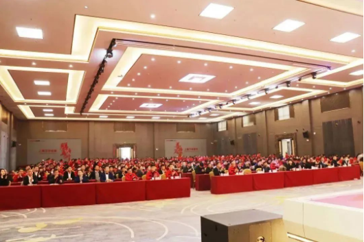 “兔”飛猛進 只爭朝夕，大國品牌帥豐電器2023新年動員大會順利召開