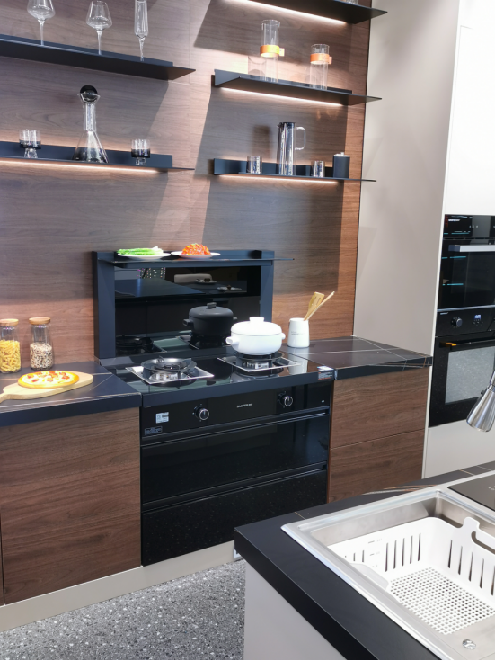 舊廚改造，哪個(gè)品牌的集成灶好？