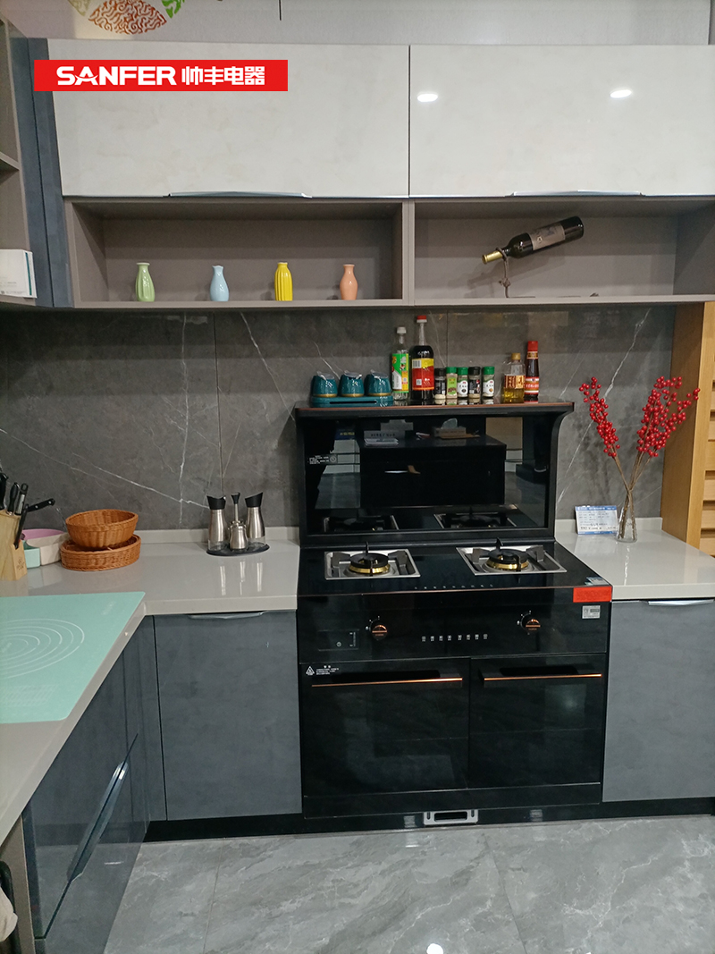 廚房裝修，選集成灶更加劃算？別不信！