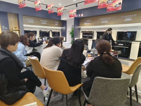 帥豐為集成灶加盟商持續(xù)賦能，助力渠道高速增長！