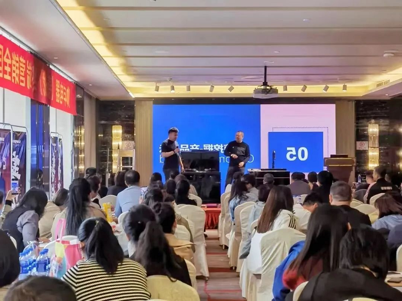 帥豐電器【善戰(zhàn)】終端營銷全國巡回省級培訓(xùn)會唐山站順利舉行！