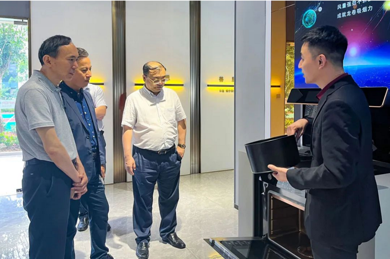 帥豐電器成功入選“首批集成智能廚房產(chǎn)業(yè)試點(diǎn)企業(yè)”   