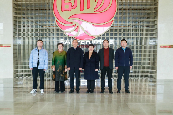 爭創(chuàng)新高，共促發(fā)展！安徽省固鎮(zhèn)縣委書記沈明舉一行蒞臨帥豐電器參觀調研