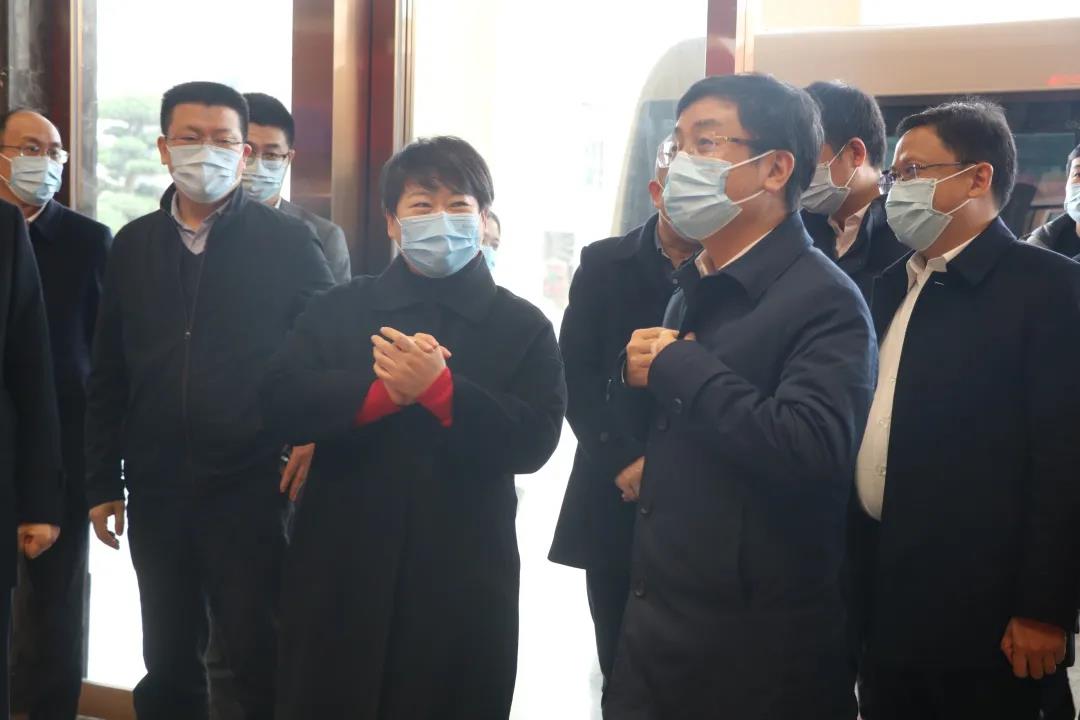 行業(yè)標(biāo)桿，彰顯豐采|紹興市委副書(shū)記、代市長(zhǎng)施惠芳一行蒞臨帥豐調(diào)研指導(dǎo)！