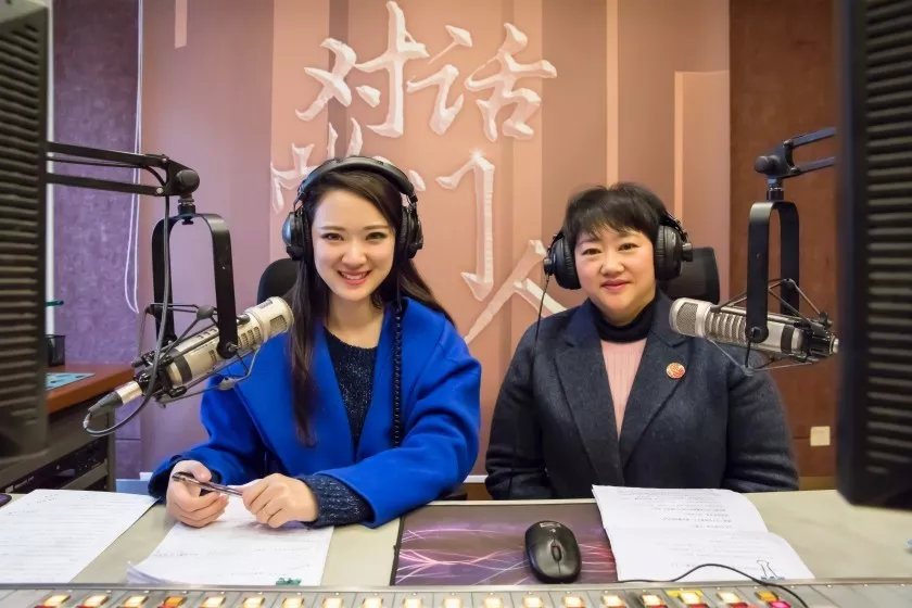 帥豐董事長商若云受邀參加“對(duì)話掌門人”講解集成灶之奧秘