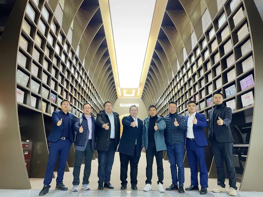 深化合作，共謀發(fā)展｜居然之家新零售集團(tuán)副總裁王鵬一行蒞臨考察帥豐電器