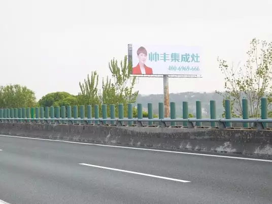 湖北新畫面全面上刊，近300塊廣告牌陸續(xù)閃耀全國！