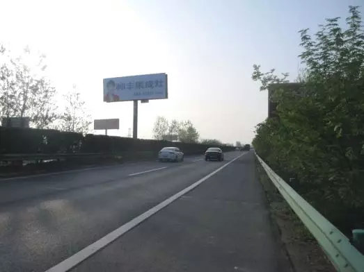 湖北新畫面全面上刊，近300塊廣告牌陸續(xù)閃耀全國！