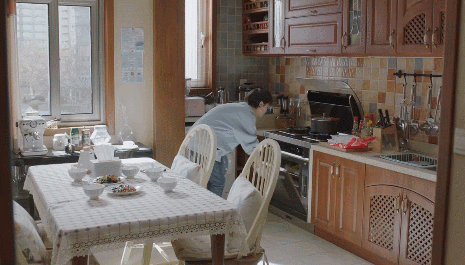 同舟共濟辭舊歲，展望未來譜新篇