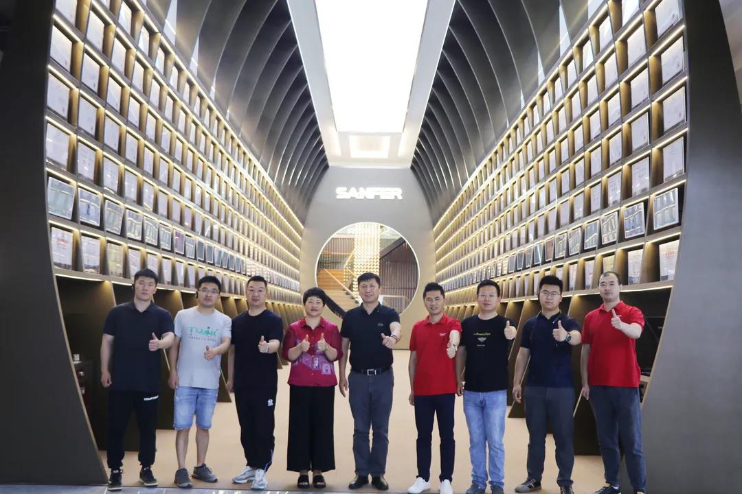 聚力賦能 領(lǐng)跑共贏 | 考察團(tuán)走訪帥豐電器，抒寫嵊州廚電新篇章！