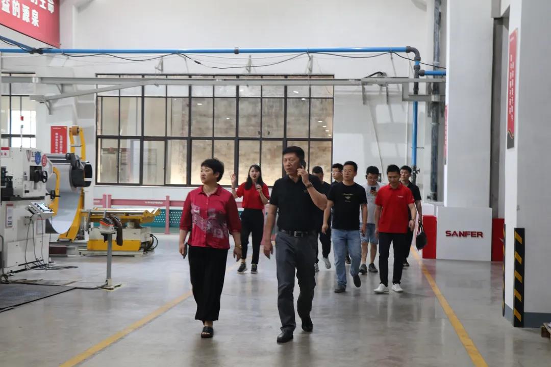 聚力賦能 領(lǐng)跑共贏 | 考察團(tuán)走訪帥豐電器，抒寫嵊州廚電新篇章！
