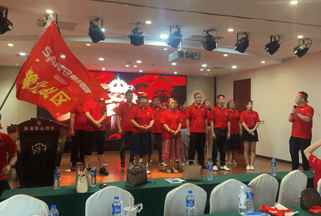 帥豐電器河南戰(zhàn)區(qū)七月總裁簽售會順利啟動！