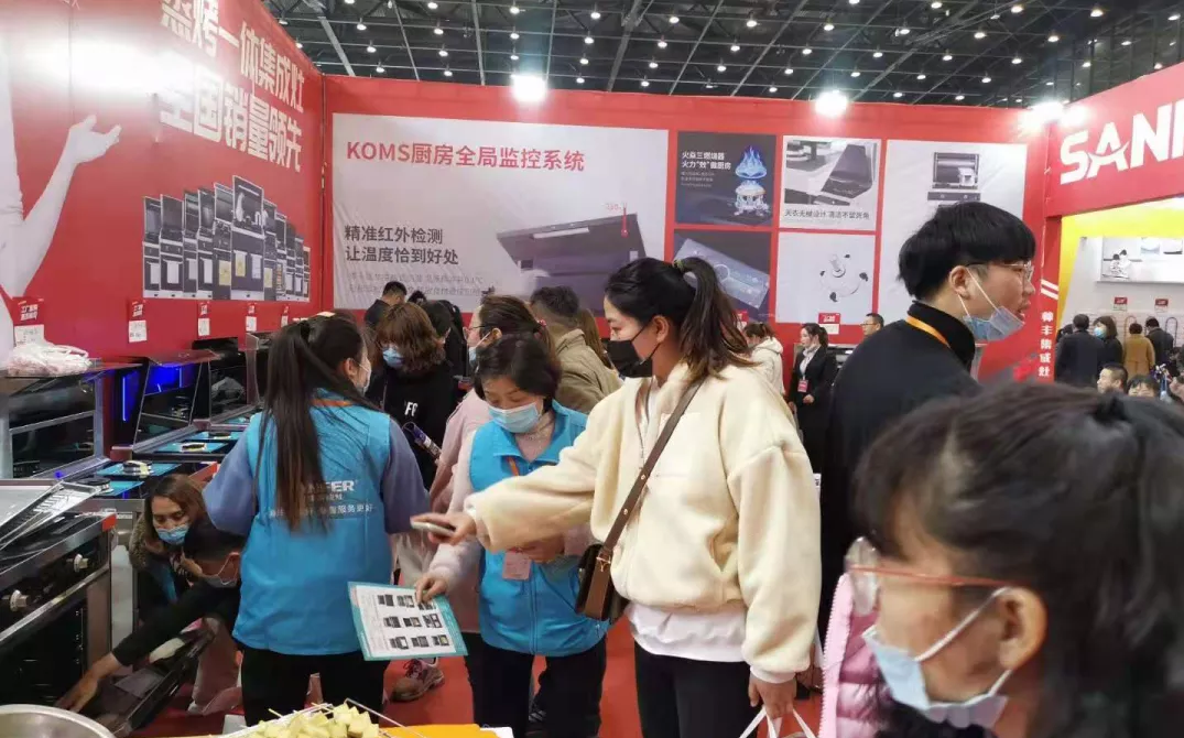 帥豐集成灶鄭州華夏家博會(huì)簽單107臺(tái)，蒸烤一體集成灶驚艷全場(chǎng)！