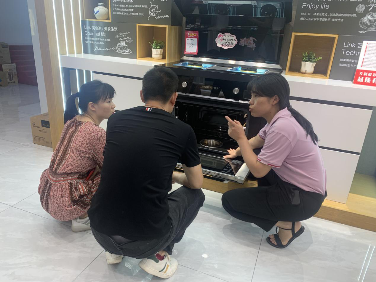 帥豐集成灶全國標桿門店贛州店銷售秘笈大揭秘
