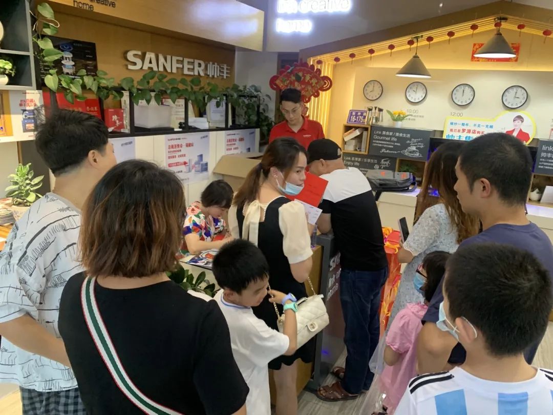 收官之戰(zhàn)火爆來(lái)襲，帥豐集成灶總裁簽售會(huì)，三城聯(lián)動(dòng)！