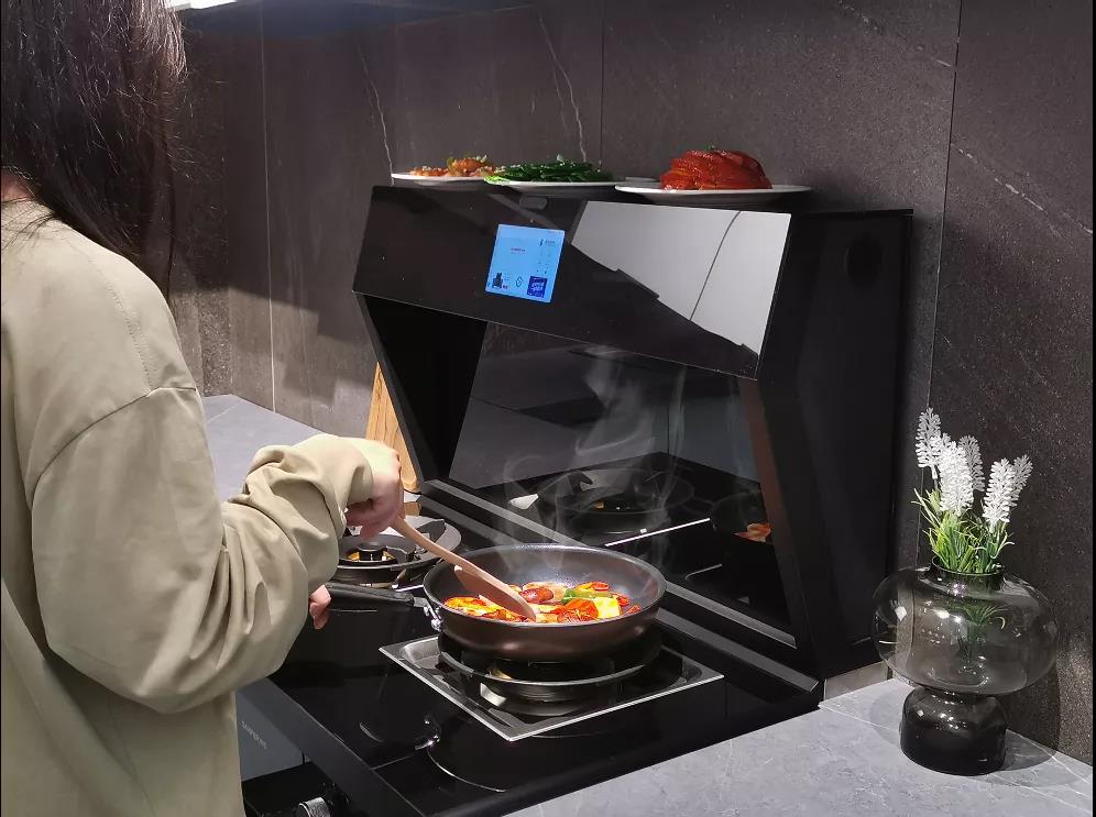 自帶大屏幕的集成灶，到底有多牛？