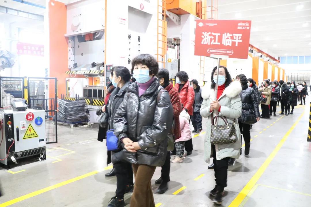 虎年開門紅|帥豐集成灶廠購會臨平專場，掀起搶購熱潮！